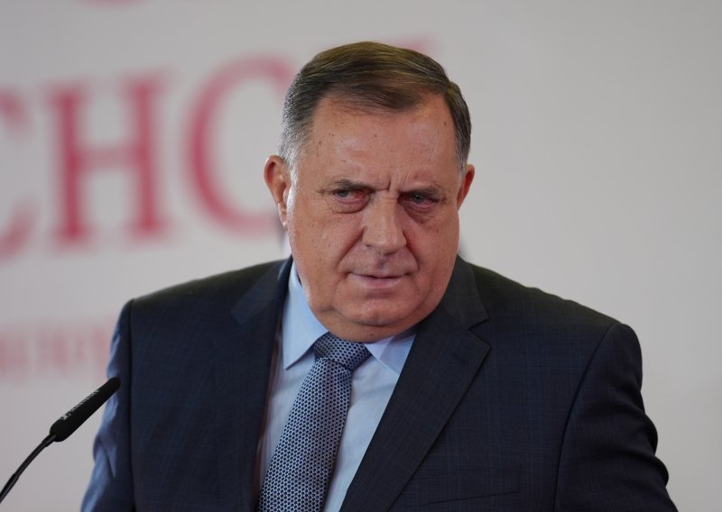 Zbog Thompsona bura u BiH: Dodik pobjesnio na Čovića