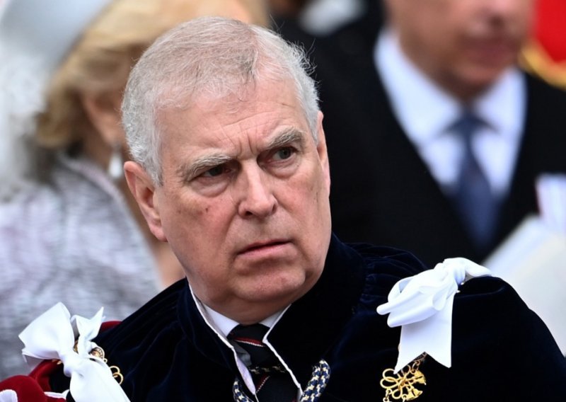 Novi udar za kralja Charlesa: Netflix želi specijal o sramotnom padu njegova brata