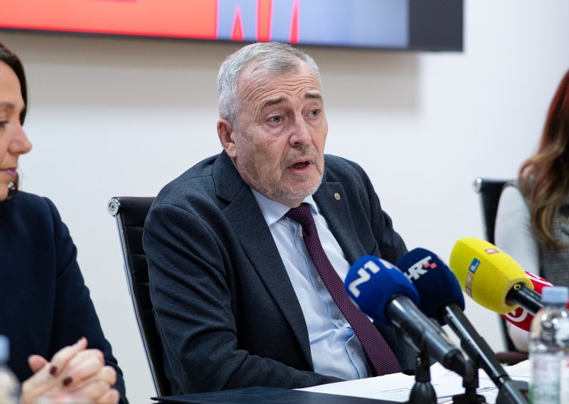 Docjepljivanje protiv hripavca premješteno u osmi razred osnovne škole