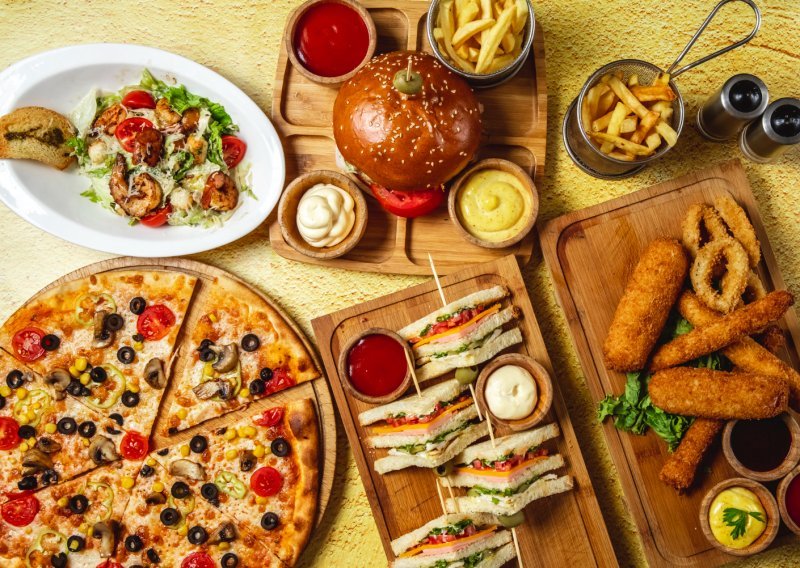 Tri vrste namirnica koje je bolje izbjegavati navečer za bolji san