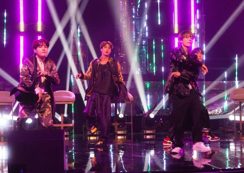 Predsjednička 'prepiska' oko pop benda: Mogu li dobiti još jedan koncert u vašoj zemlji