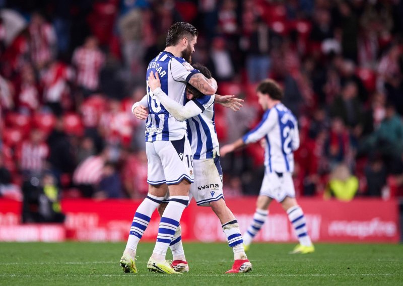 Dalić uživo gledao Vatrenog koji je zabio u jednoj od najluđih utakmice sezone: Pogledajte gol