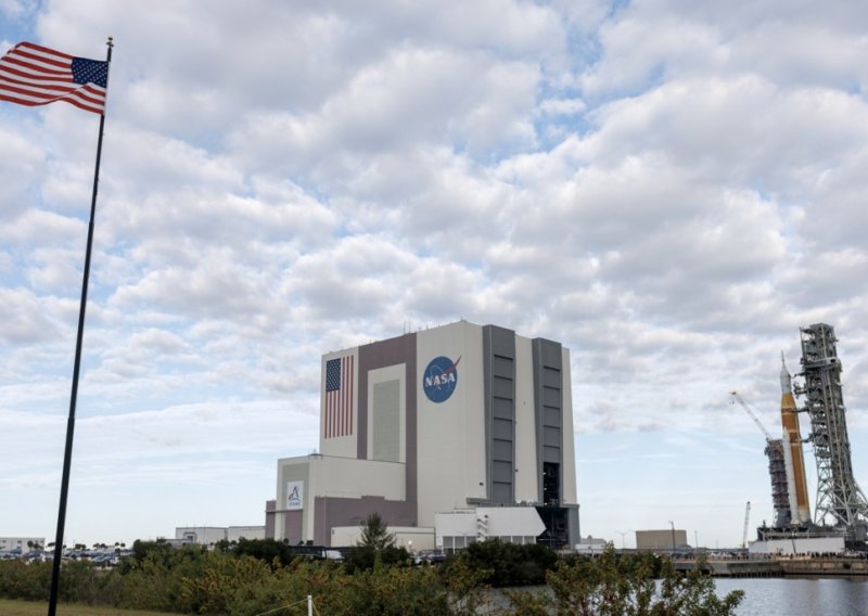 NASA odgodila lunarnu misiju: Imamo probelma s opskrbom helijem