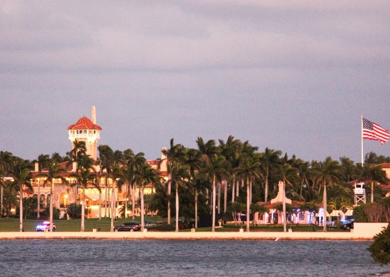 Mladić pokušao ući na Trumpovo imanje Mar-a-Lago, ubijen je