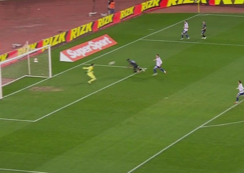 Rijeka s igračem manje umalo šokirala Hajduk: Pogledajte dva velika promašaja