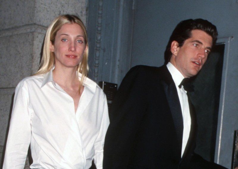 Nova generacija otkriva kraljicu minimalizma: Carolyn Bessette opet je modna opsesija, a ovaj look je - sve