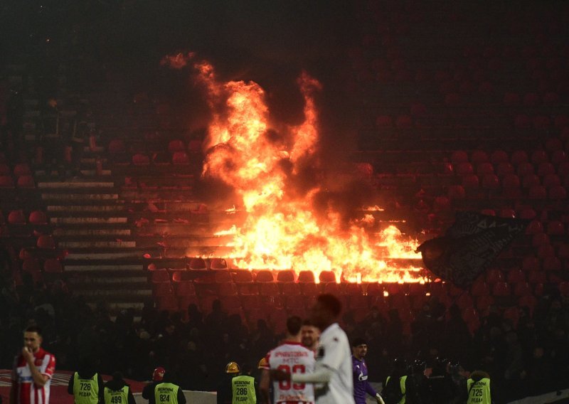 Delije zaprijetile hrvatskim navijačima na derbiju: Evo što je pisalo na transparentu