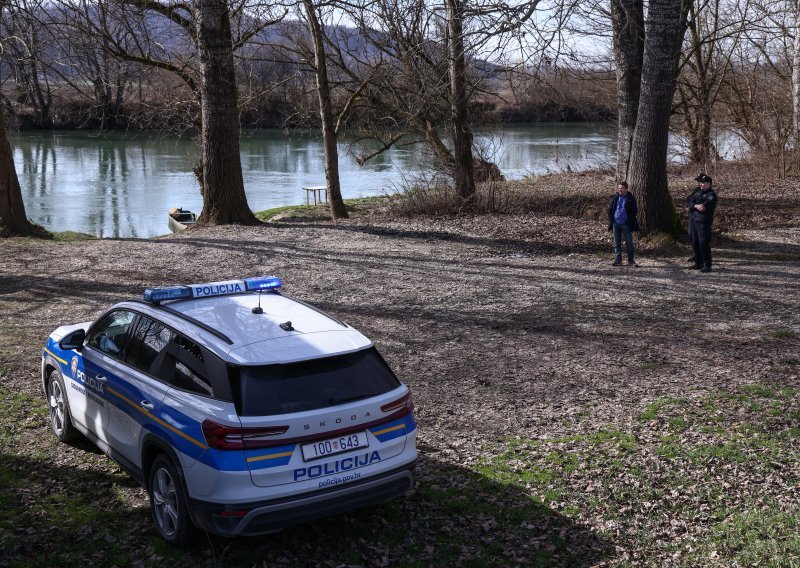 Čamac s migrantima prevrnuo se na Uni: Priveden državljanin BiH, javio se Božinović