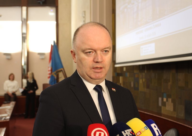 Šipić predstavio mjere: 'Demografija nije sprint, nego maraton'