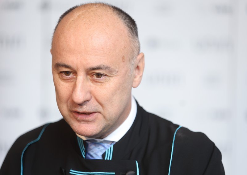 Službeno je, riječko Sveučilište ima novog rektora: 'Dužnost su nam stabilnost i inovacije'