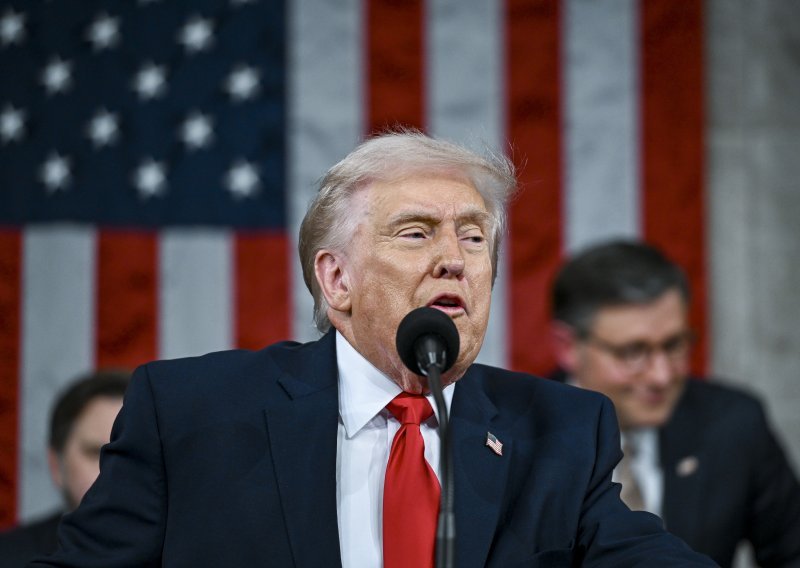 Trump: Upravo smo od našeg novog prijatelja primili više od 80 milijuna barela nafte