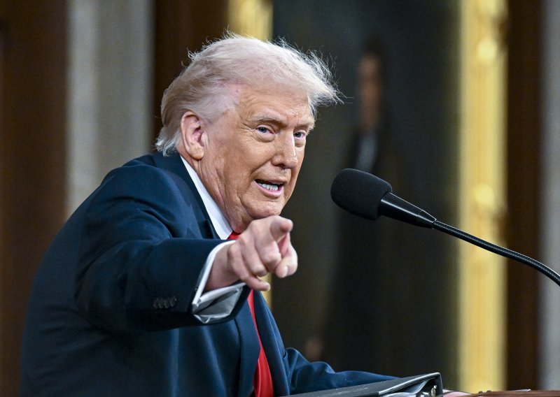 Trump Big Techu: 'Moraju sami graditi osigurati energiju za razvoj AI-a, građani neće snositi troškove'