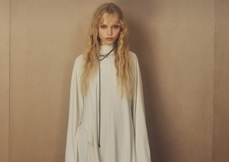 Vjenčanica i torbica iz Zare, uz to najtraženija jakna: Mladenka je srušila sva pravila i oduševila