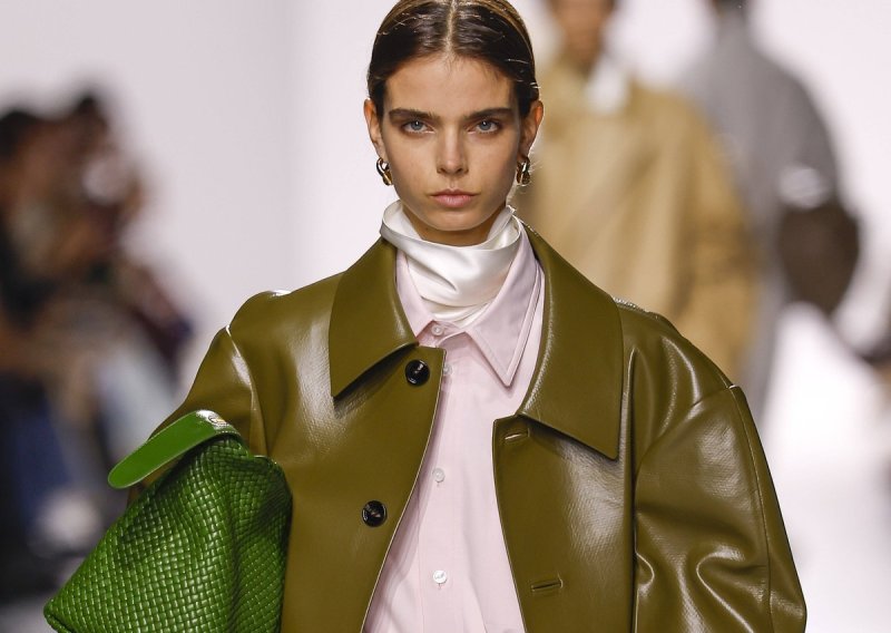 Svi su opsjednuti ovim divnim torbicama: Podižu svaki stajling, a već su osvojile i zagrebačke ulice