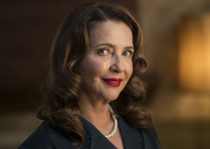 Sanja Vejnović iskreno: 'Kad mi na ulici kažu da me ne mogu smisliti, to mi je najveći kompliment'