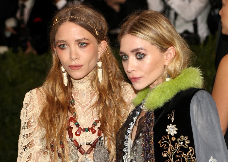 Jeziva AI reklama Louis Vuittona sa blizankama Olsen širi se mrežama