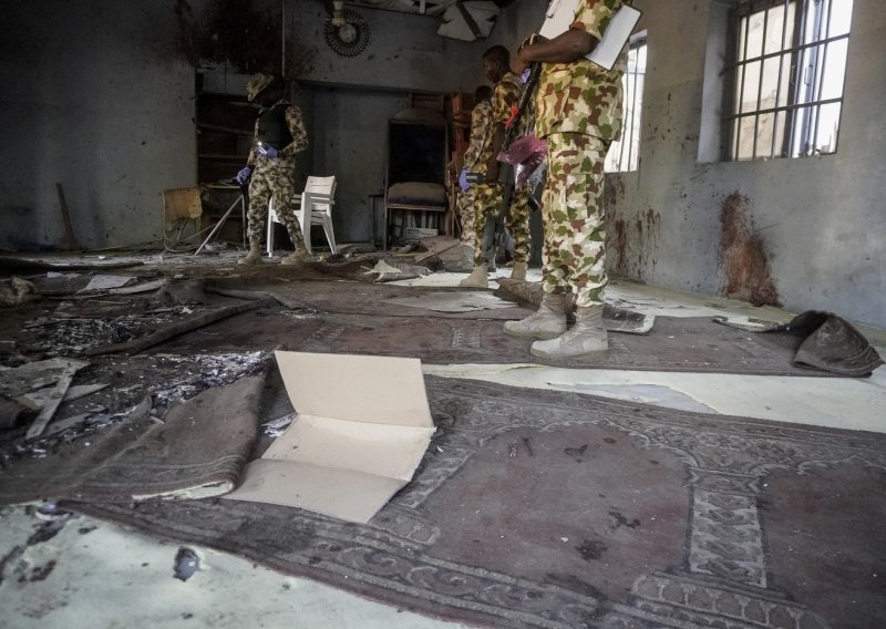 Naoružani napadači ubili najmanje 25 ljudi u dva napada u Nigeriji