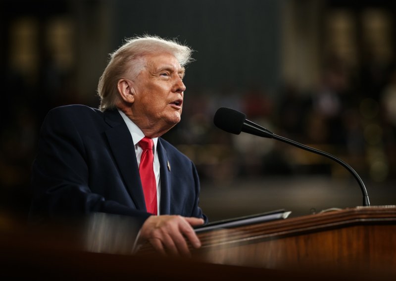 Trump nije sretan ni s Iranom: 'Nekad se mora upotrijebiti sila'