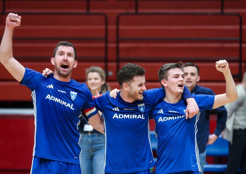 Futsal Dinamo u sjajnoj utakmici izborio finale kupa, pogledajte golove