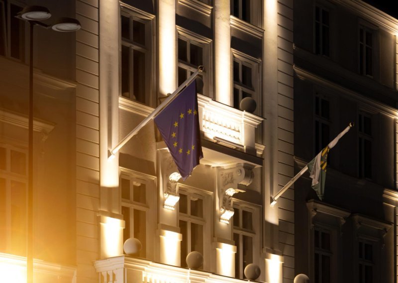 EU produljio mogućnost sankcioniranja onih koji ugrožavaju opstanak BiH