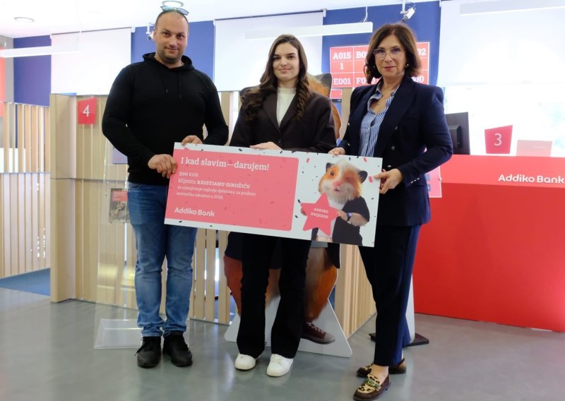 Klijenti odabrali najbolju poslovnicu i bankaricu - priznanja otišla u Vukovar i Poreč, a bankari nagradili klijenta i važnu Udrugu