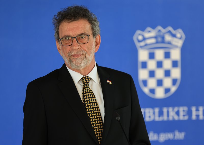 Fuchs: Cjelodnevna nastava ipak ne kreće 2027. godine