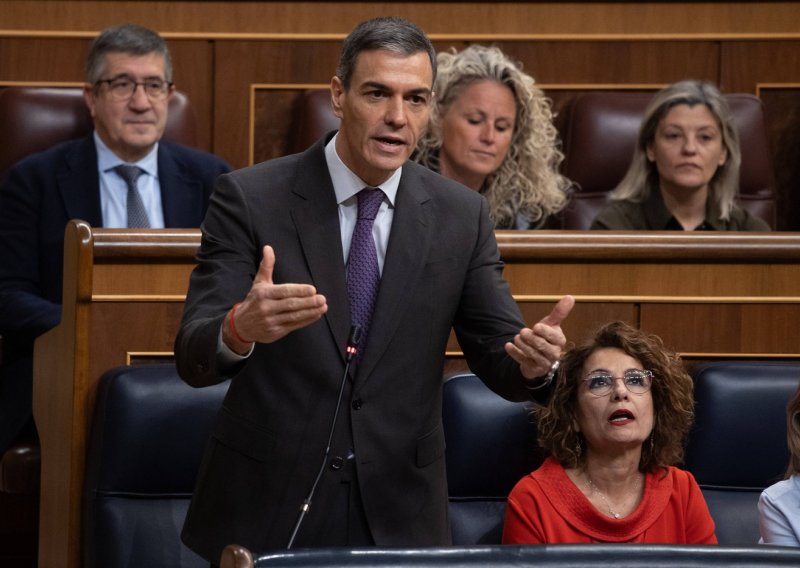Prvo je ignorirao tračeve, ali Pedro Sanchez se sada oglasio: 'Ne umirem!'