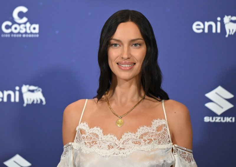 Irina Shayk progovorila o skromnom djetinjstvu: 'Ako me pitate kako uzgojiti krastavce...'