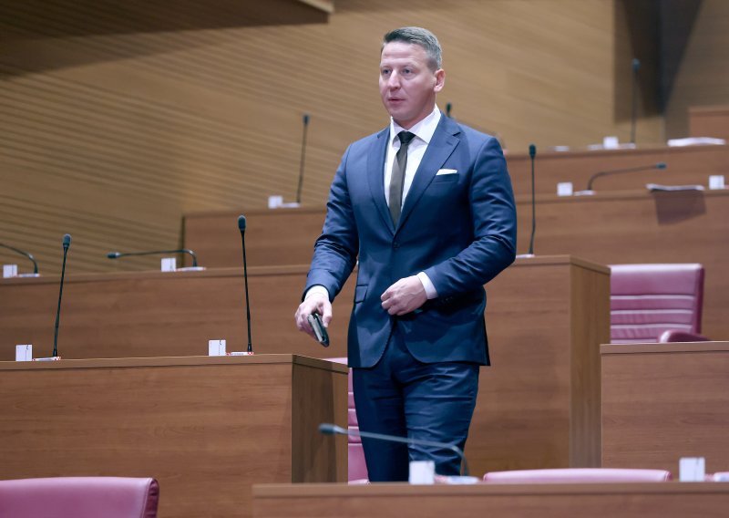 Kava s Plenkovićem kao tražena roba: Zurovec pojasnio zašto bi otišao, Posavec javno odbio