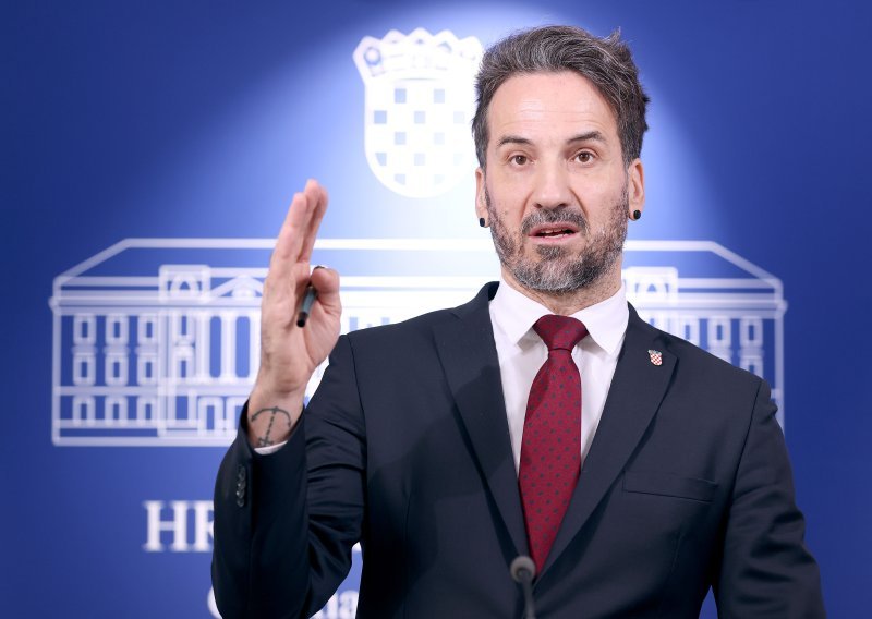 Miletić o kamatnim stopama: Potrošač ne zna zašto toliko plaća