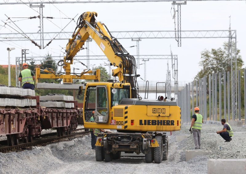 Izgubljeni milijuni iz EU: Tko će u konačnici platiti radove na dionici Dugo Selo-Križevci