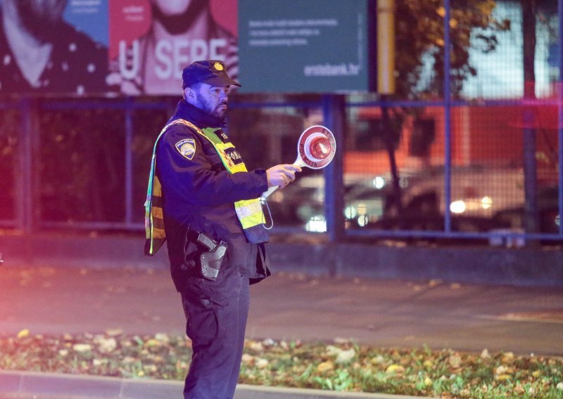 Grci imaju novi trik: Evo kako za 20 eura pokušavaju zaobići alkotest policije