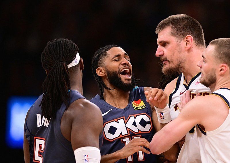 Jokić poludio nakon prljavog poteza suparnika: Pogledajte kako je izgubio živce