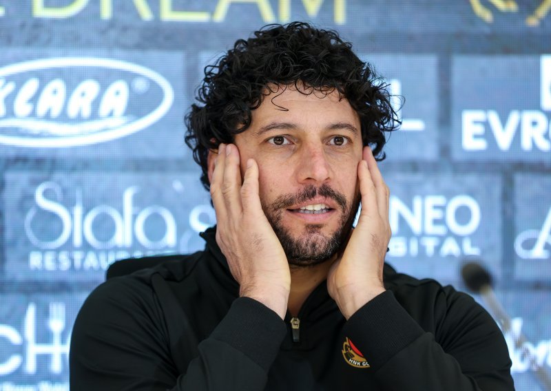 Evo kako je Carević nagradio igrače za razbijanje hrvatskog prvaka