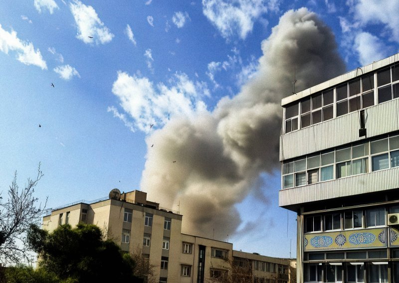 Izrael i Teheran objavili da provode novi vala napada