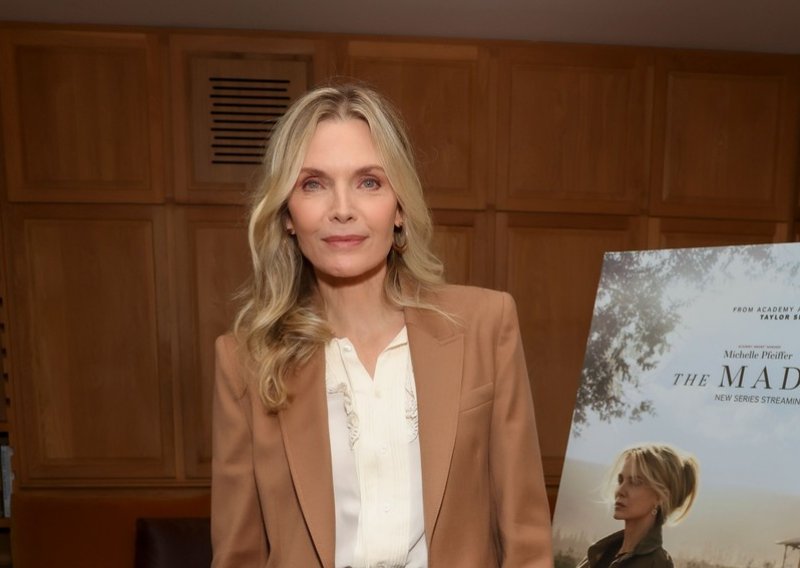 Formula koja briše godine: Michelle Pfeiffer u trapericama pokazala kako se nosi 'tihi luksuz'