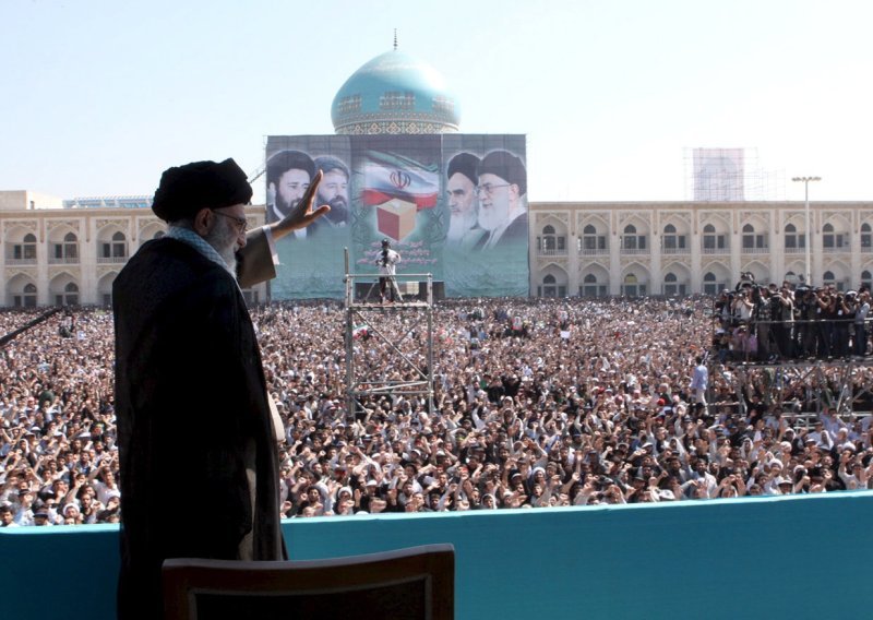 'Povijesna slučajnost' pretvorila 'slabog vođu u jednog od pet najmoćnijih Iranaca u posljednjih 100 godina'