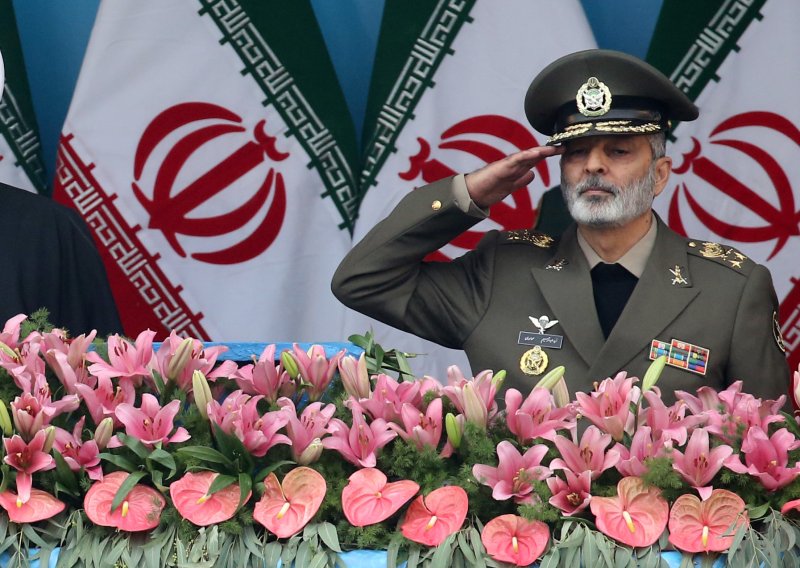 U napadima ubijen i šef iranske vojske