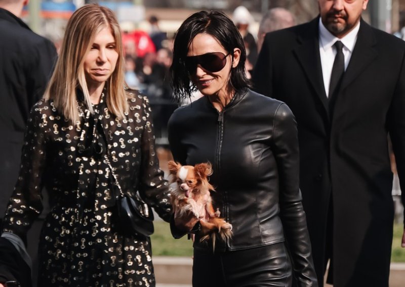 Demi Moore 'prevarila' obožavatelje: Frizura koja je zaludila internet bila je perika