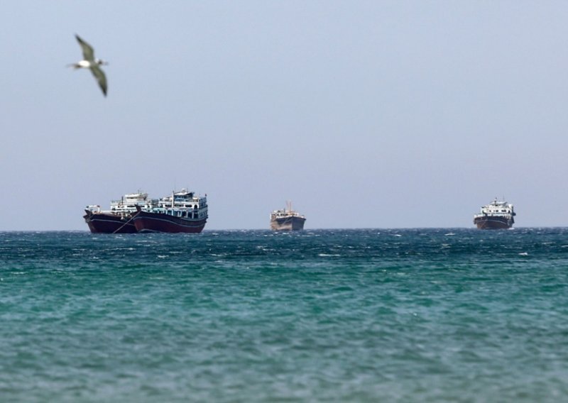 Teheran je zatvorio Hormuški tjesnac, tuda prolazi petina svjetske nafte. Što sad?