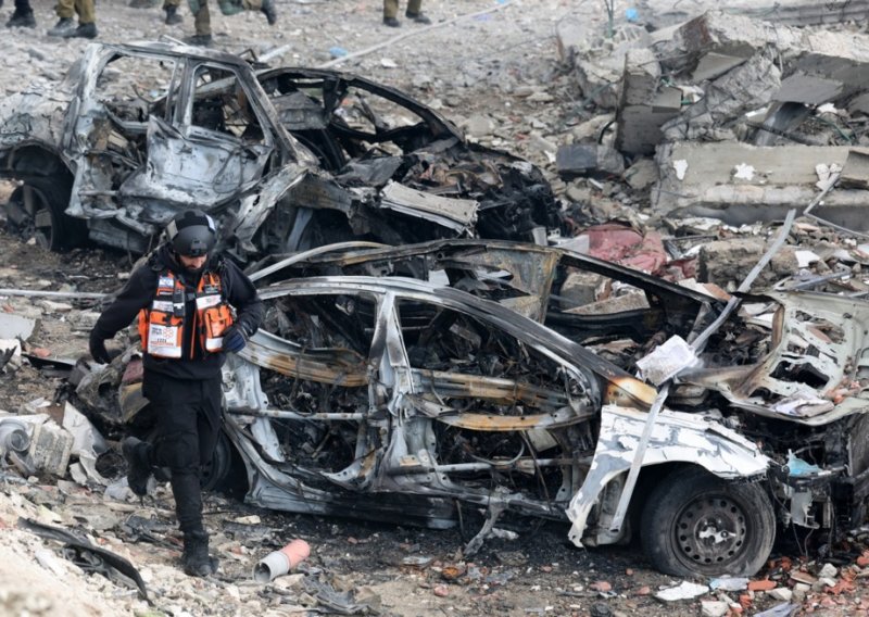 Trump otkrio koliko će rat trajati; Britanija Francuska i Njemačka objavile: 'Poduzet ćemo korake'