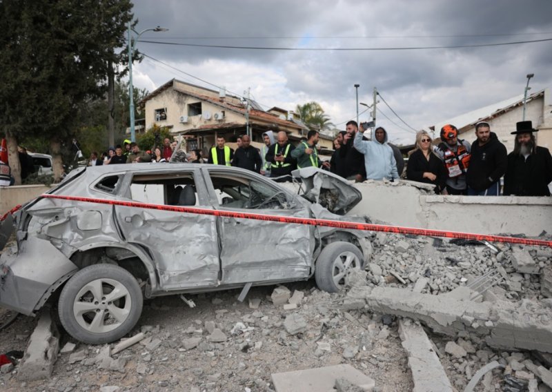Analitičari: 'Nitko ne zna gdje ovo vodi, Amerikance bi moglo skupo koštati'