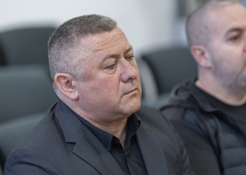Opet odgođeno suđenje Damiru Dekaniću: Obrana sumnja u krivotvoren zapisnik