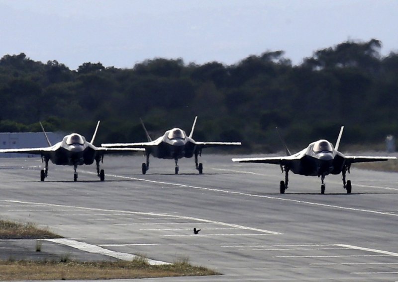 Drama na Cipru: Američko veleposlanstvo stavljeno je u stanje uzbune, Grčka šalje dvije fregate