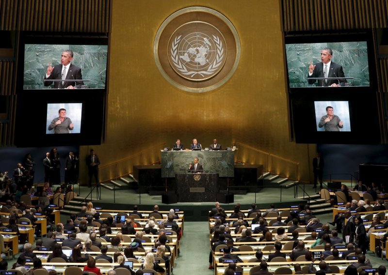 Obama i Zarif neplanirano se rukovali u UN-u