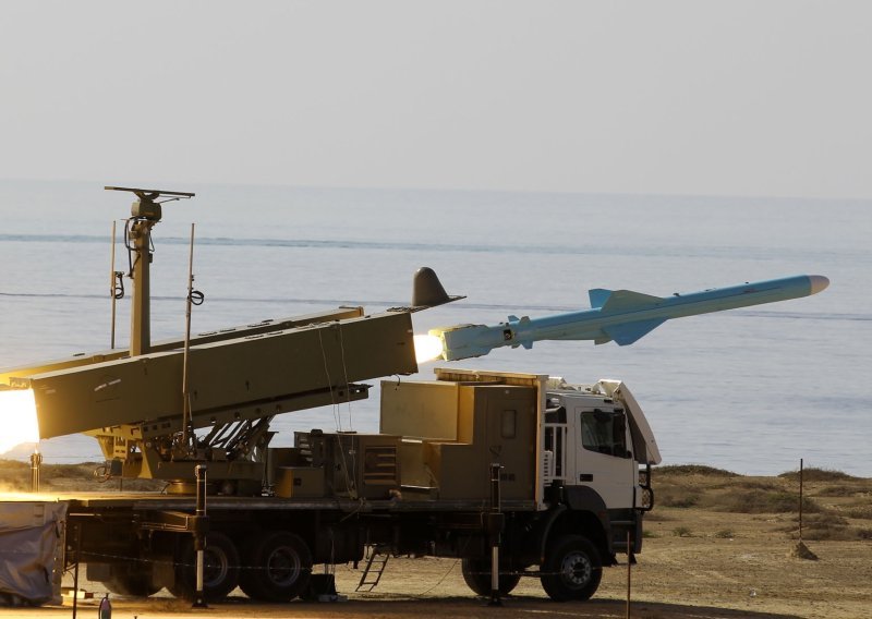 Vojni analitičari u šoku: Kako je moguće da iranske rakete gađaju toliko precizno