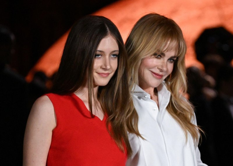 Kći Nicole Kidman zapalila internet bizarnom šetnjom pistom na Tjednu mode u New Yorku