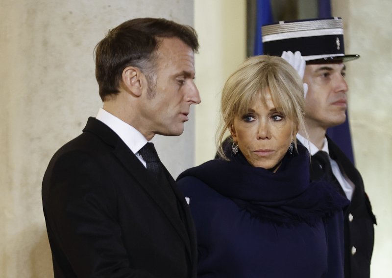 Brigitte Macron propustila izložbu vlastite kćeri zbog hitne operacije oka