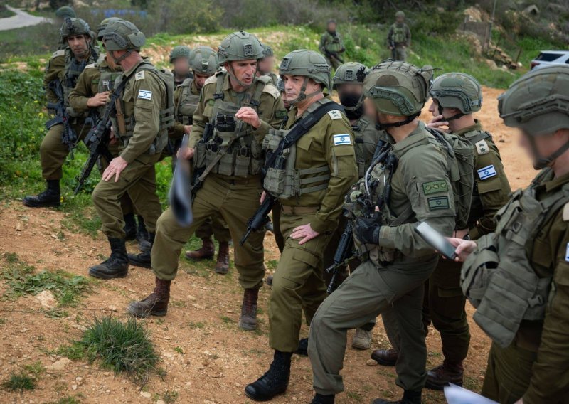 Izraelski vojnici ušli u Libanon, hoće li u u Iran? 'To bi bilo nepraktično!'