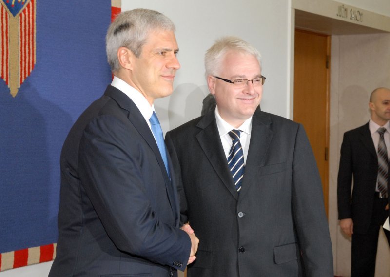 Europski pokret BiH odlikovao Josipovića i Tadića
